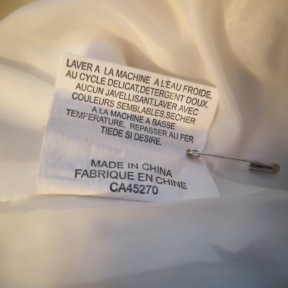 Me-Jay Ladies Ivory Lightweight Fully Lined Quilted Jacket - Picture 9 of 10